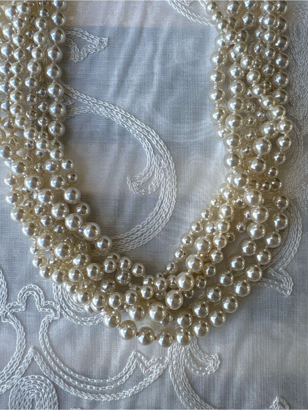 Vintage Multi-Strand Faux Pearl Necklace in Cream - Picture 6 of 6